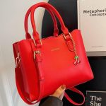 How to Choose Chinese Handbag Products Suitable for the European and American Markets?